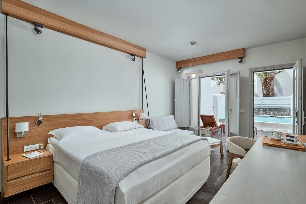 Meltemi Excelsior Suites Perissa  Exterior photo